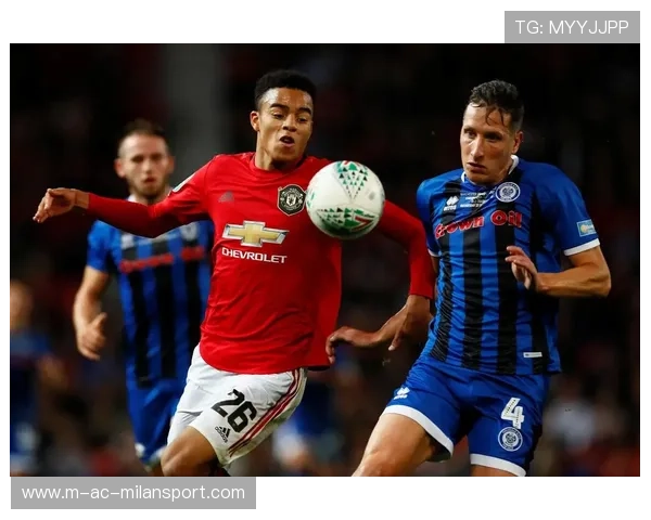 英超激烈争夺：曼联逆转夺冠，战火不断！，2021年英超曼联