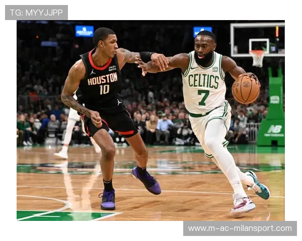 凯尔特人夹击到位,火箭失误增多 凯尔特人夹击到位,火箭失误增多